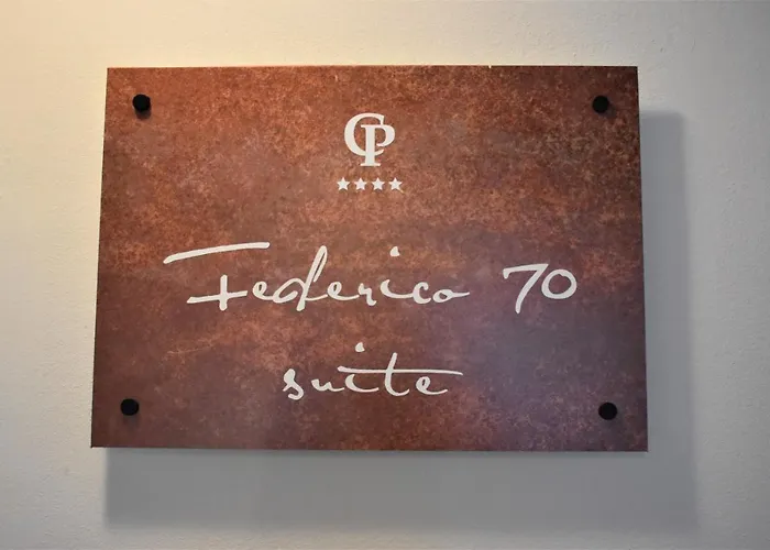 Kapszulahotel Federico 70 Rubino *